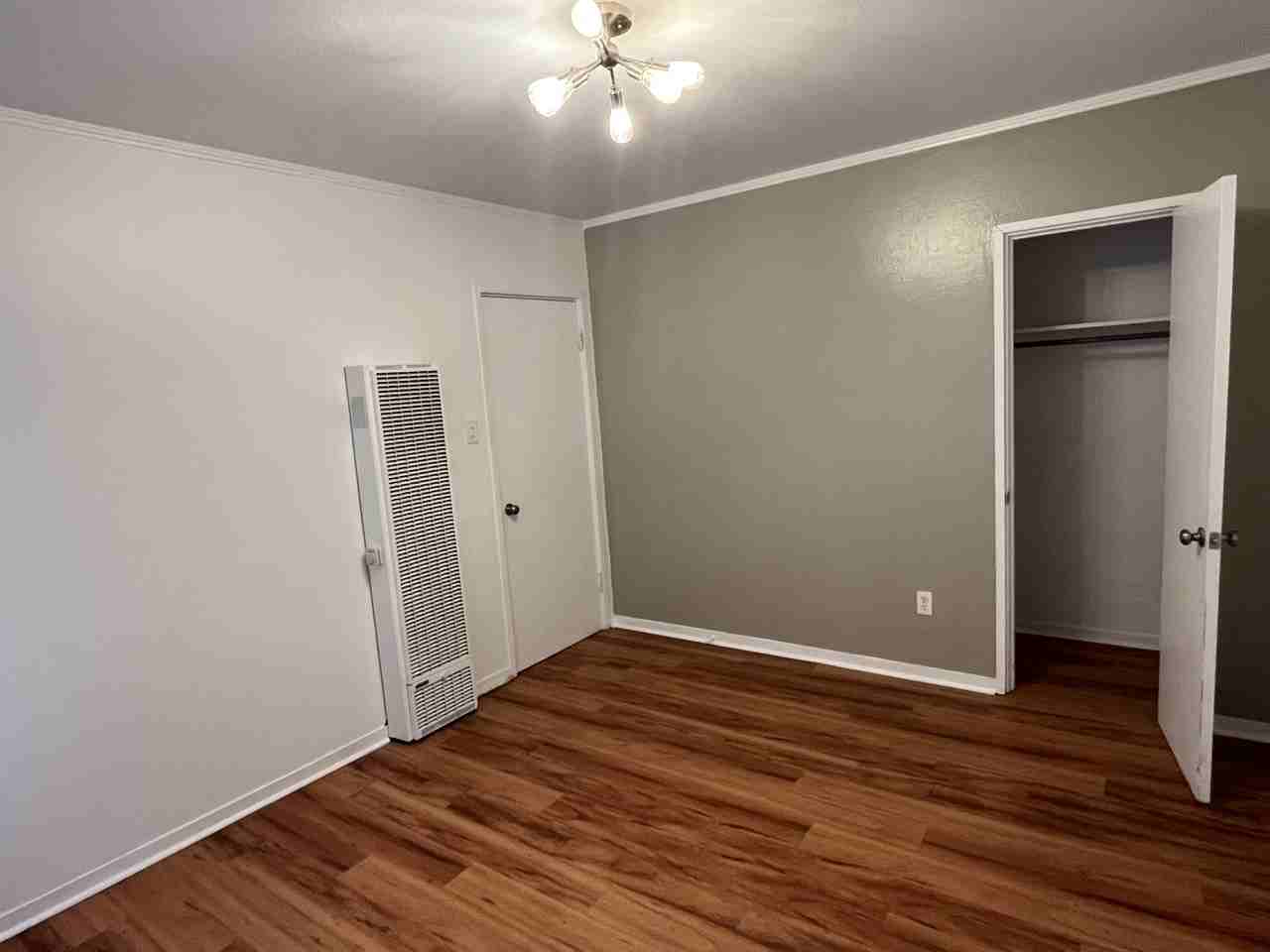 1027 Truman St Se - Photo 4 of 43