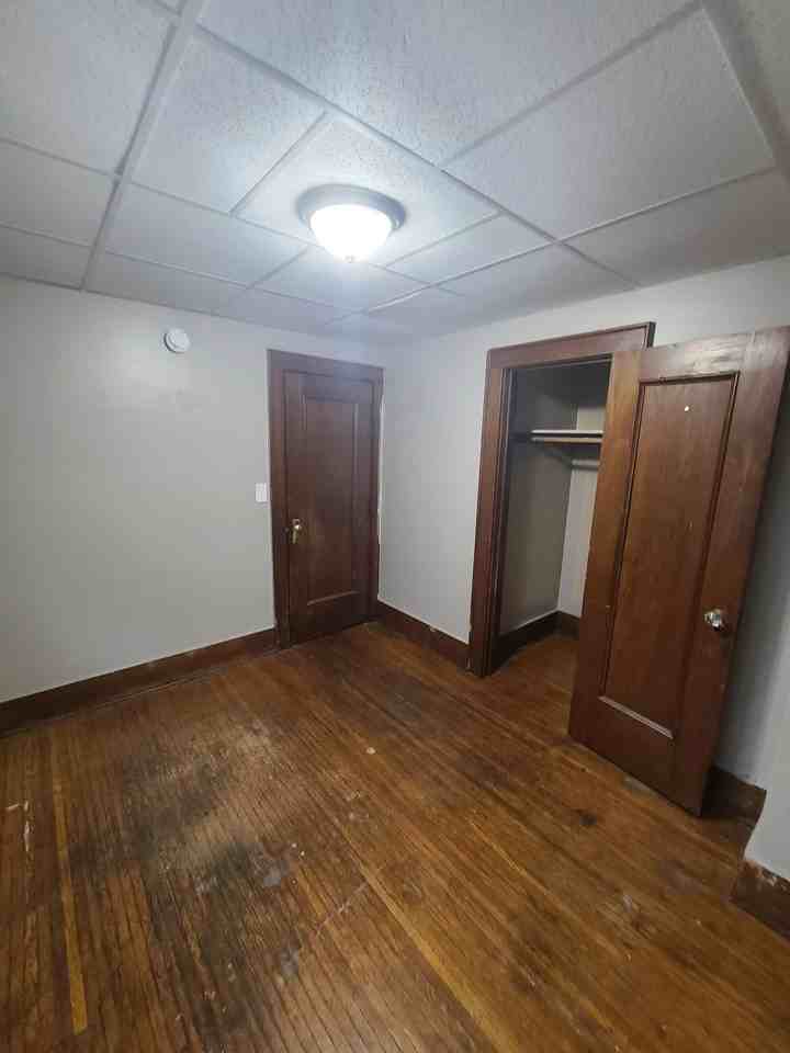 115 Thurston Rd - Photo 3 of 14