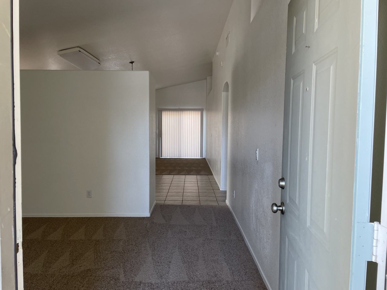 6831 S 33rd Dr - Photo 3 of 30