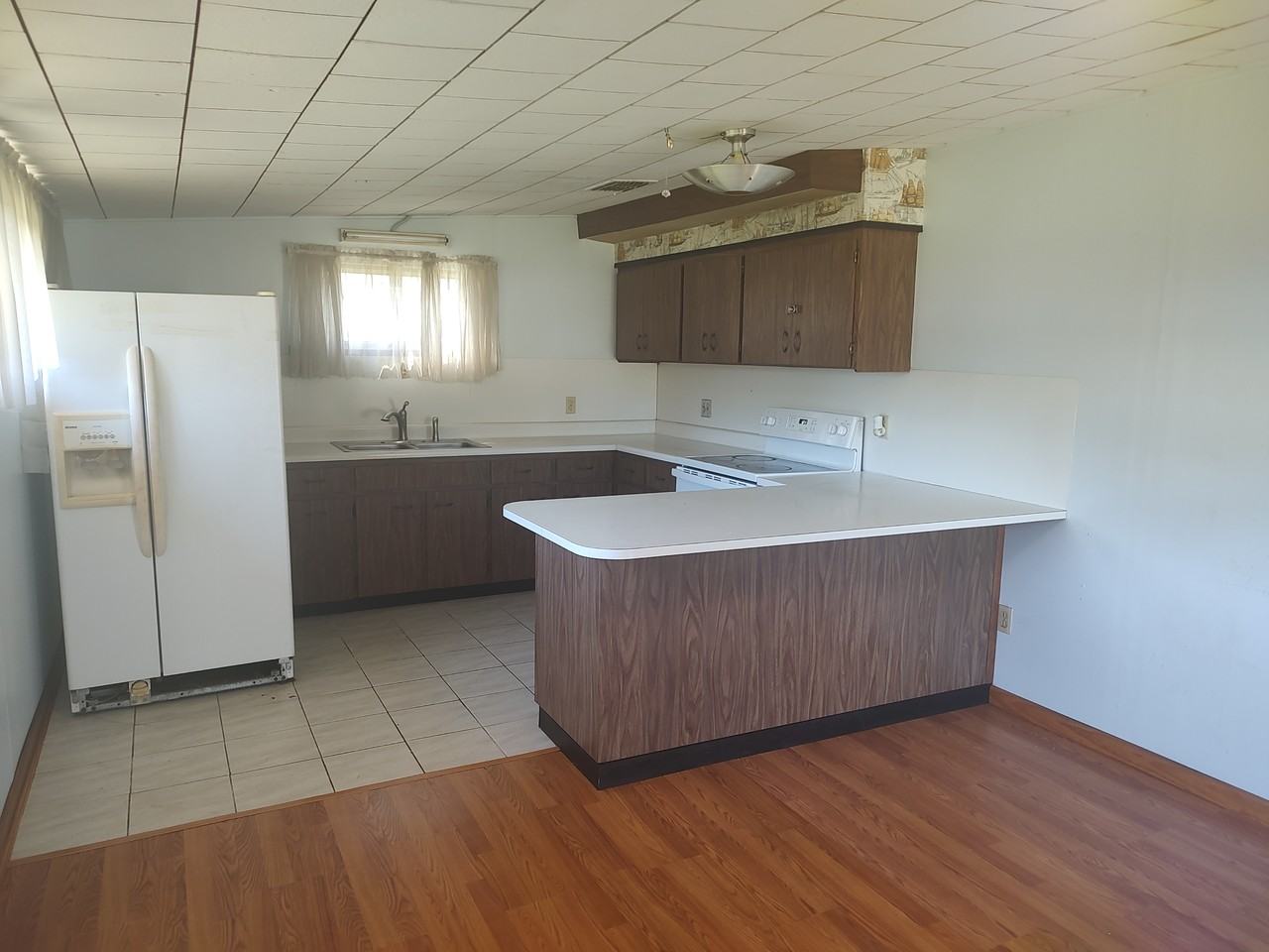 7405 E Comanche Ave - Photo 2 of 11