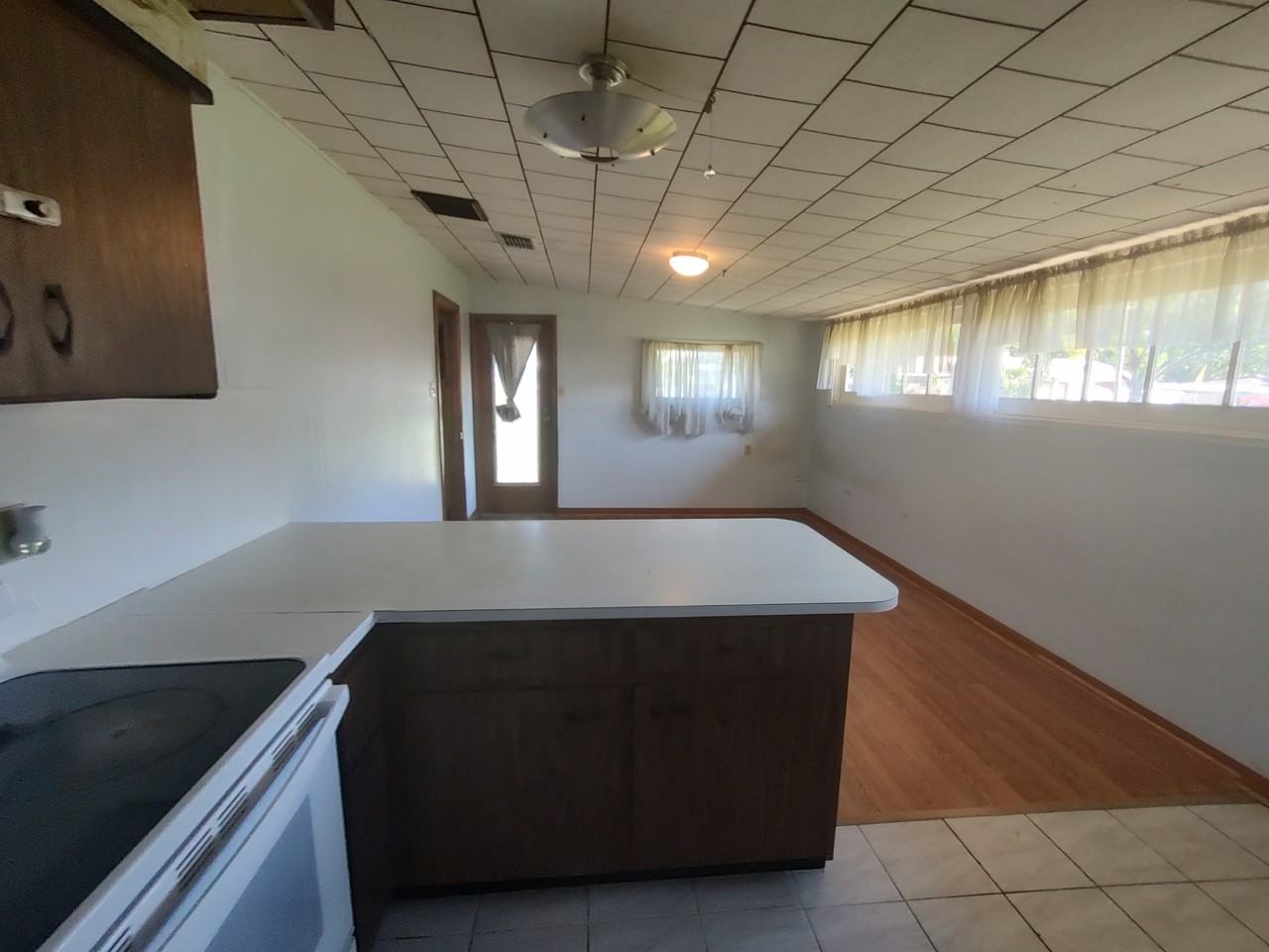 7405 E Comanche Ave - Photo 3 of 11