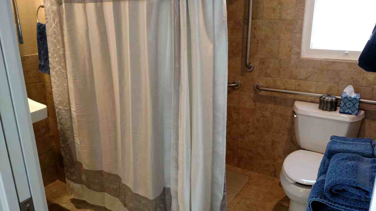1414 3rd St #B - Photo 5 of 6