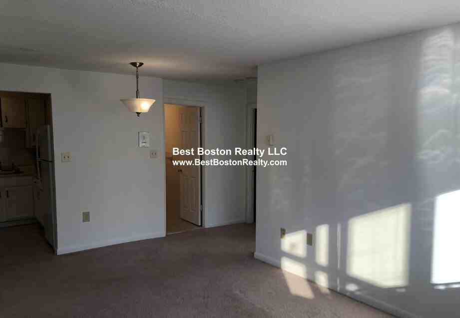 216 Revere Beach Pkwy #11 - Photo 7 of 10