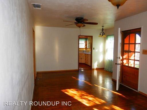 4208 Arlington Ave - Photo 2 of 7