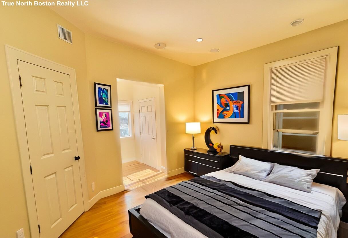 207 Princeton St #2 - Photo 6 of 29