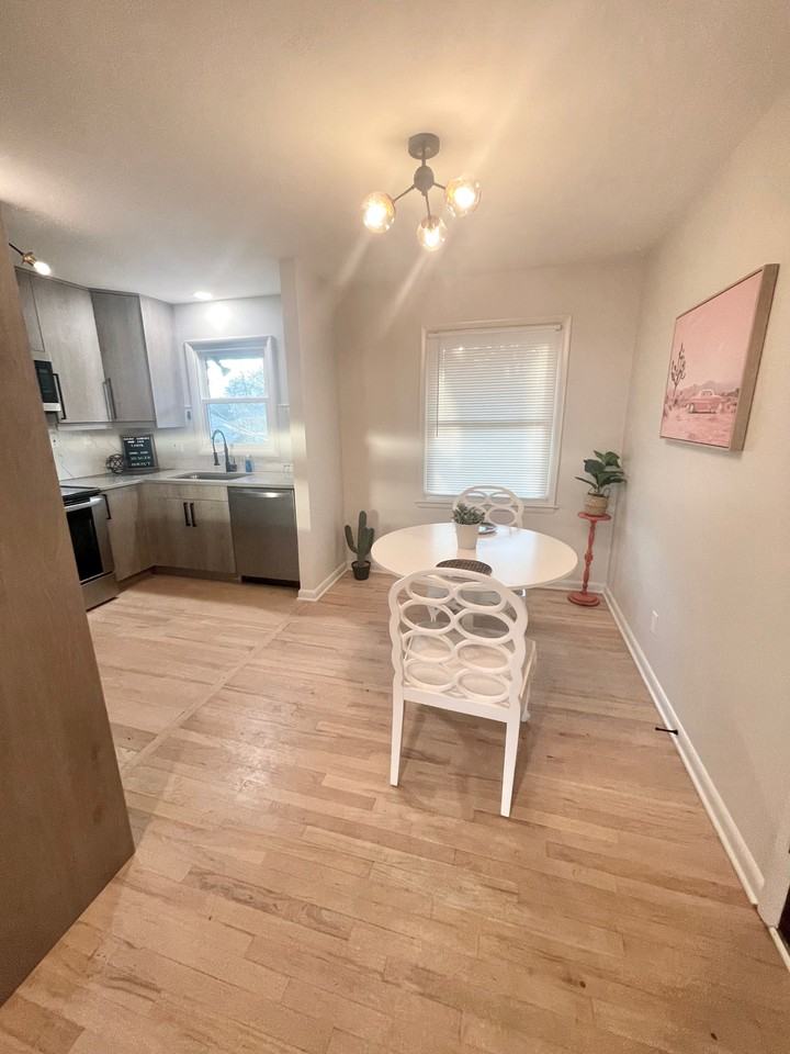 5522 North Woodland Avenue - Photo 3 of 5