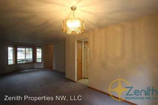 2104 NE 149th Ave - Photo 3 of 24