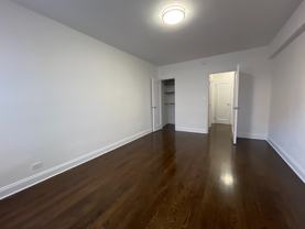 E 69th St #3M - Photo 1 of 1