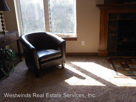1092 Walnut Avenue - Photo 2 of 7