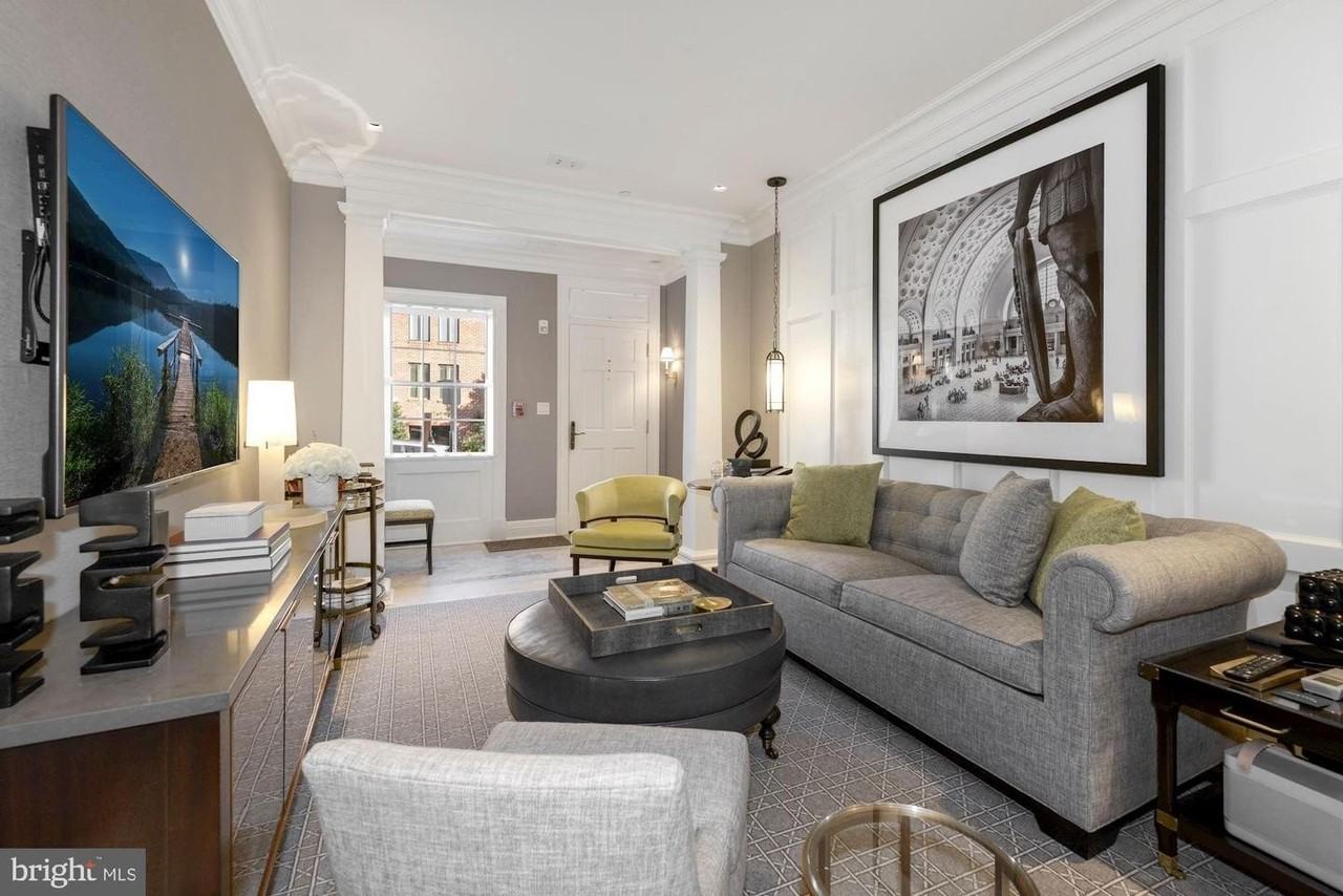 1026 31st St Nw - Photo 3 of 50