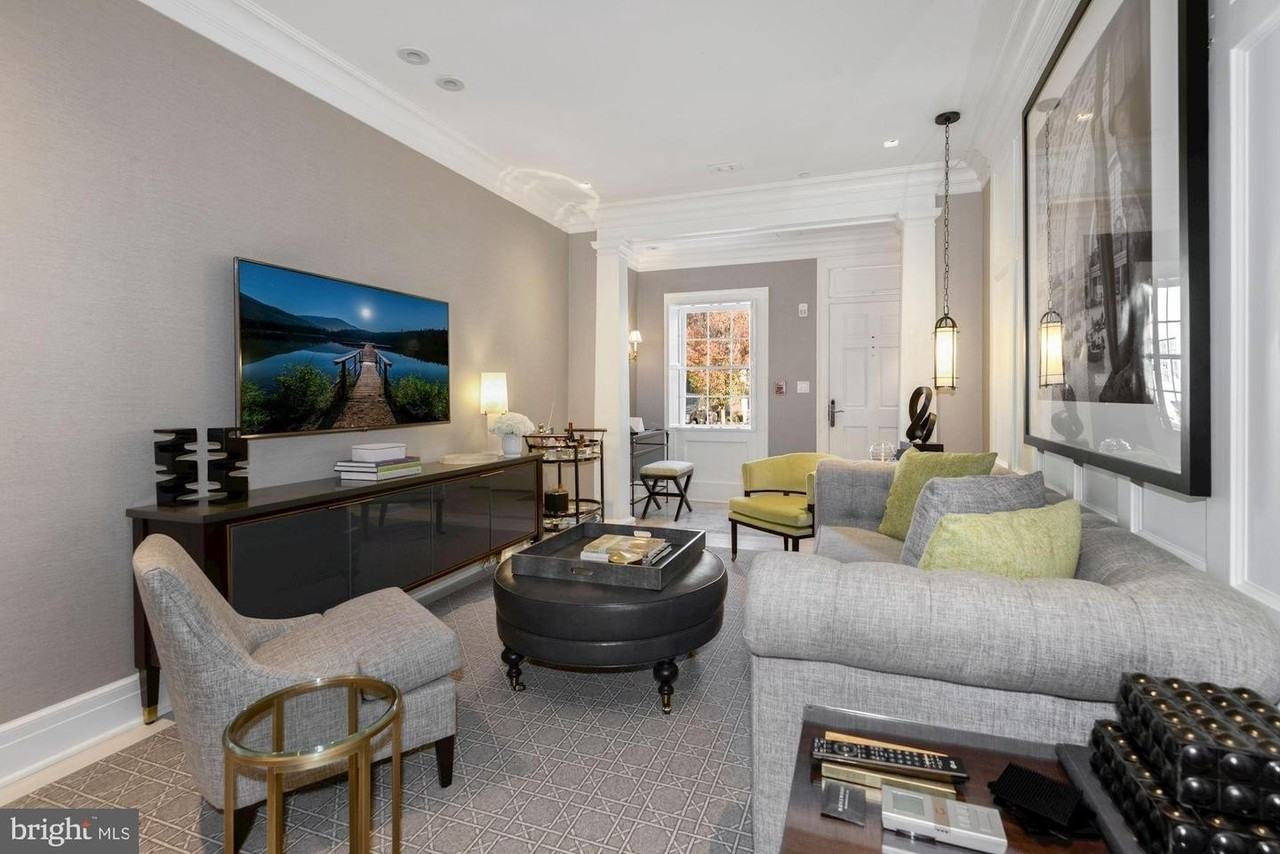 1026 31st St Nw - Photo 4 of 50