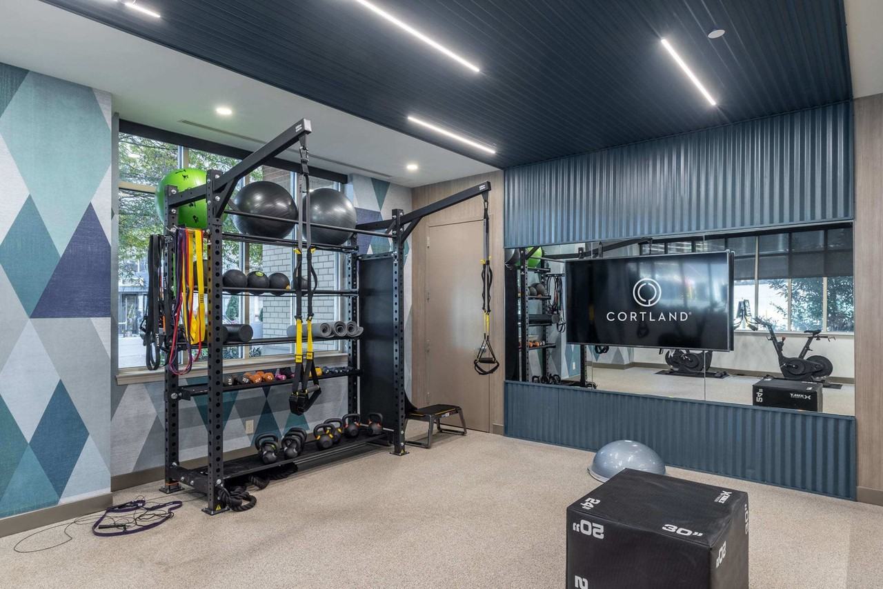 1221 S Eads St #1056571P - Photo 7 of 32