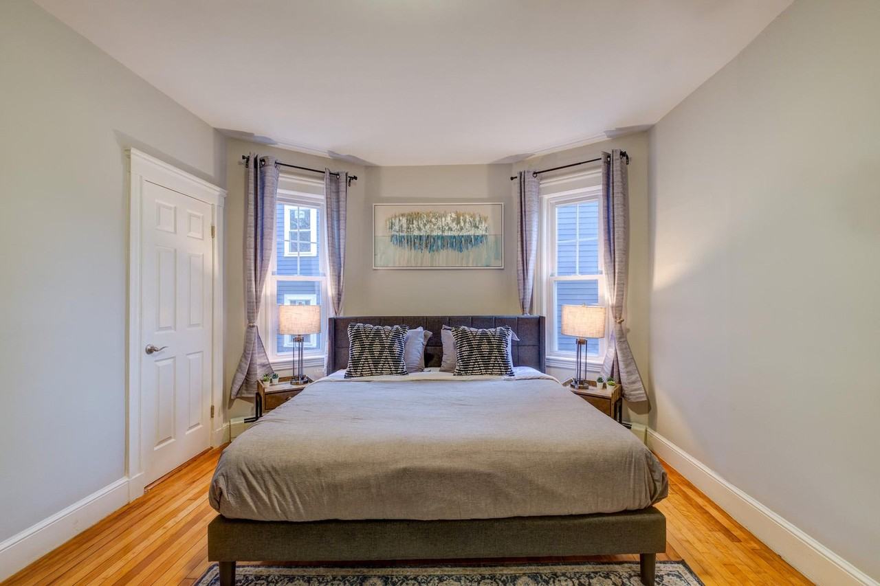 94 Esmond St #1240413P - Photo 7 of 15