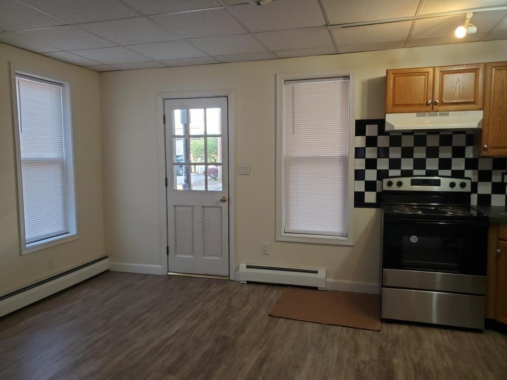 21 Dubois Street - Photo 5 of 12