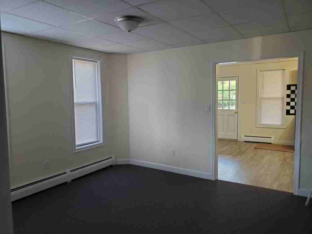 21 Dubois Street - Photo 7 of 12