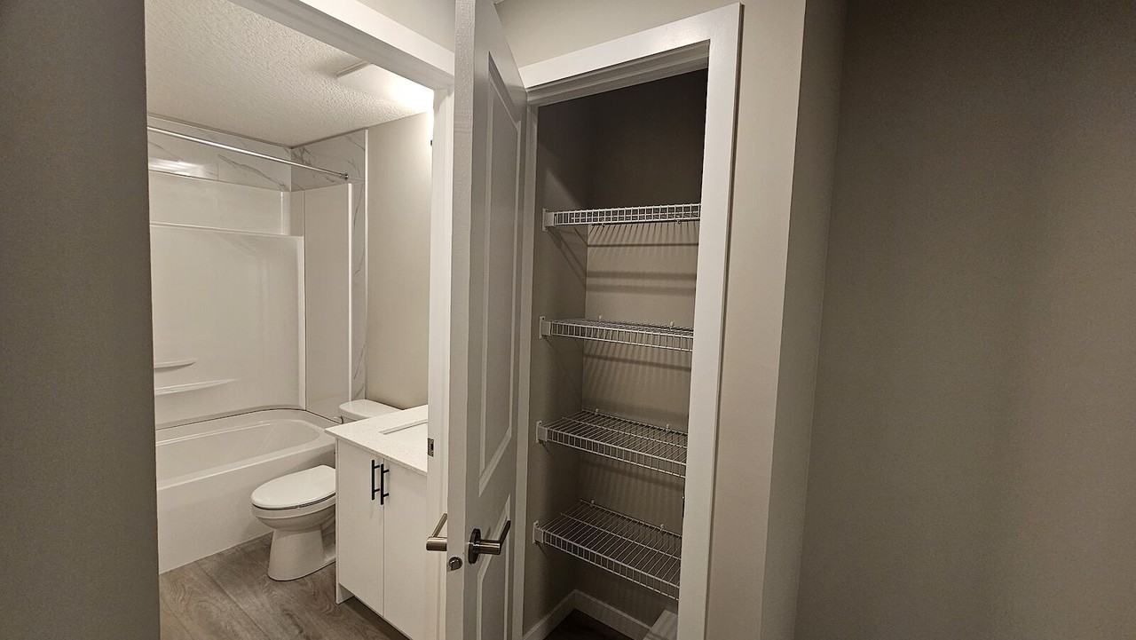 3512 Erlanger Link Northwest - Photo 5 of 13