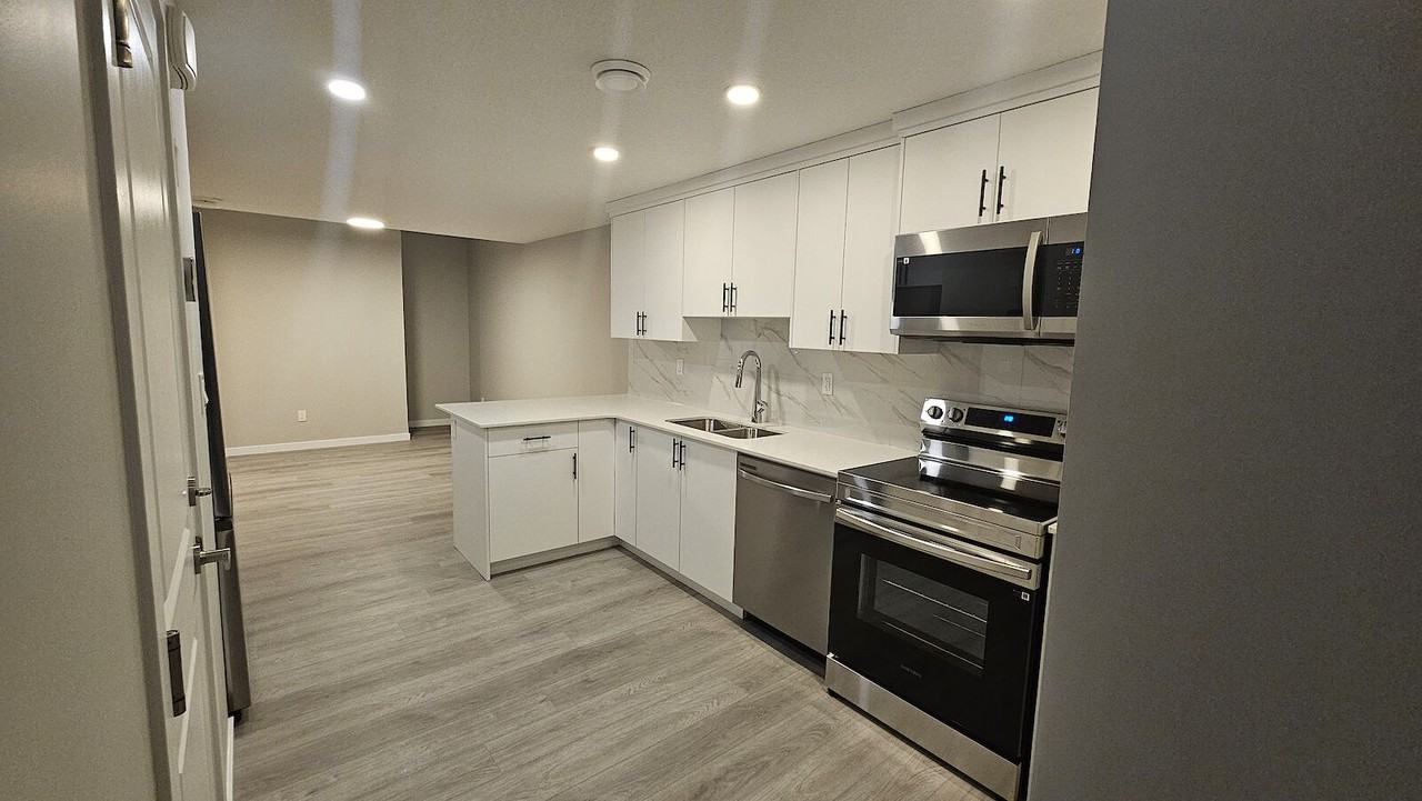 3512 Erlanger Link Northwest - Photo 7 of 13