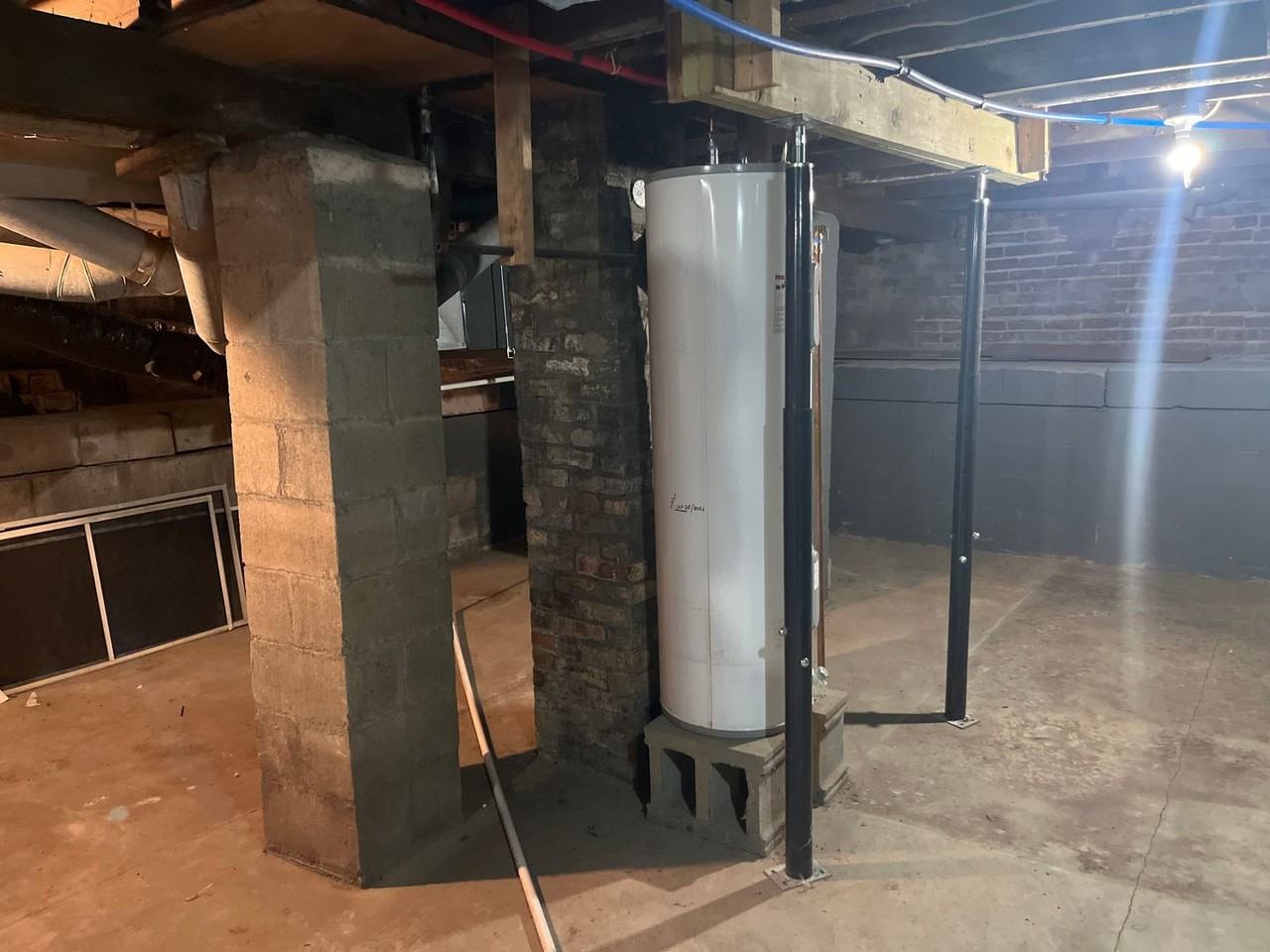 419 N Market St - Photo 2 of 10