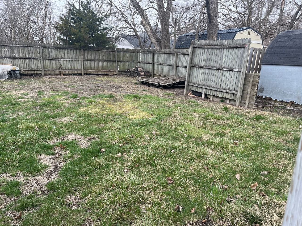 419 N Market St - Photo 3 of 10