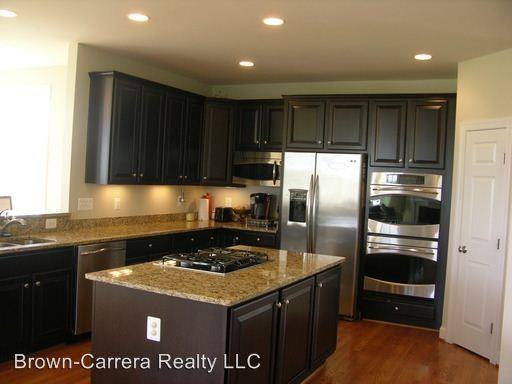 38525 Titnore Ct - Photo 2 of 7