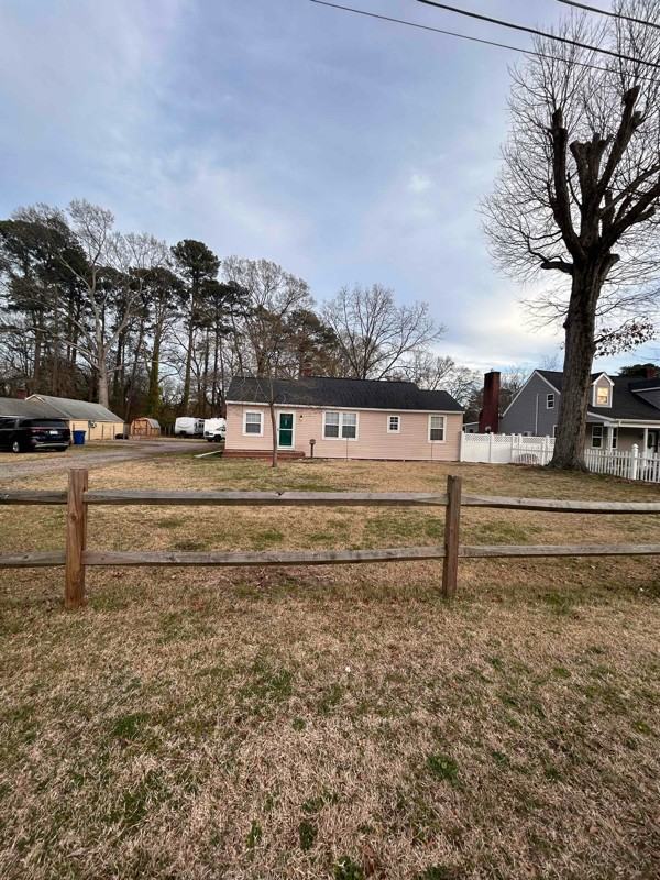 632 Bellwood Rd - Photo 2 of 18