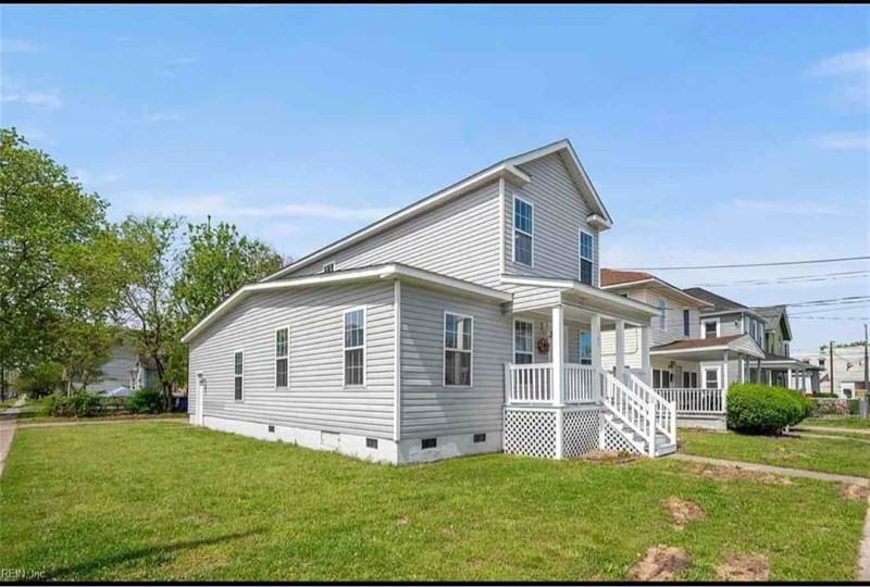 2701 Wickham Ave - Photo 2 of 10