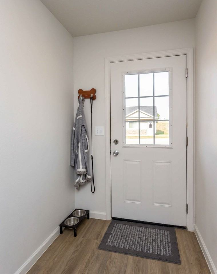 1101 Pelican Dr - Photo 3 of 40