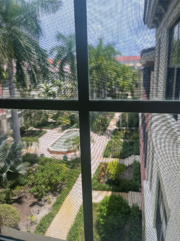 634 Fern St - Photo 3 of 4