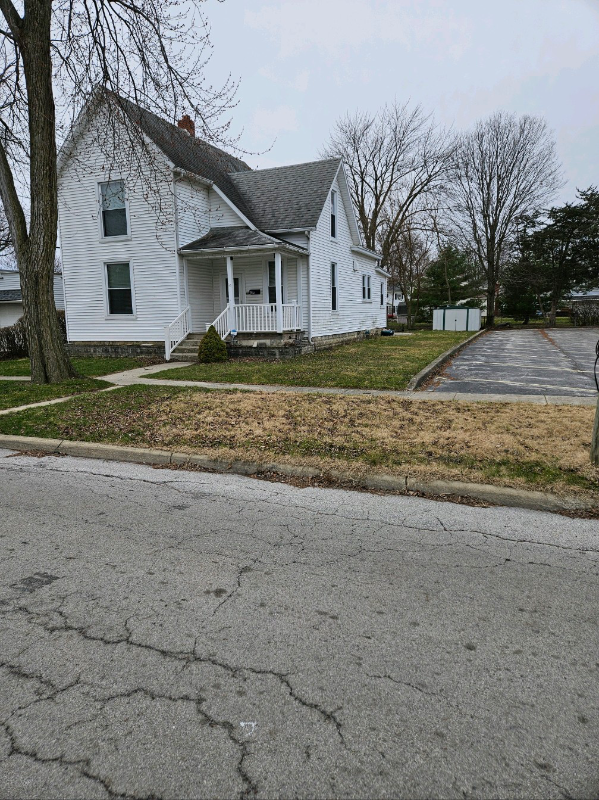 614 S West St - Photo 2 of 16