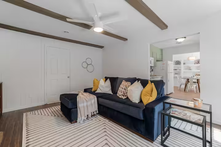 122 Westview Dr - Photo 4 of 16