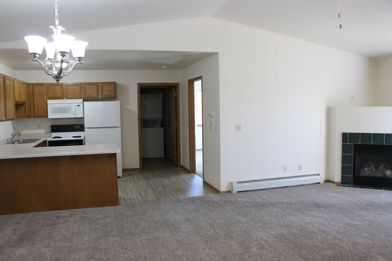 Shade Tree Estates - Photo 4 of 50