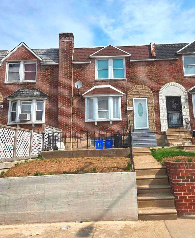 1445 Benner St - Photo 2 of 21