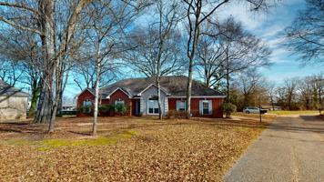 featured image of 44 Grand Oaks Blvd