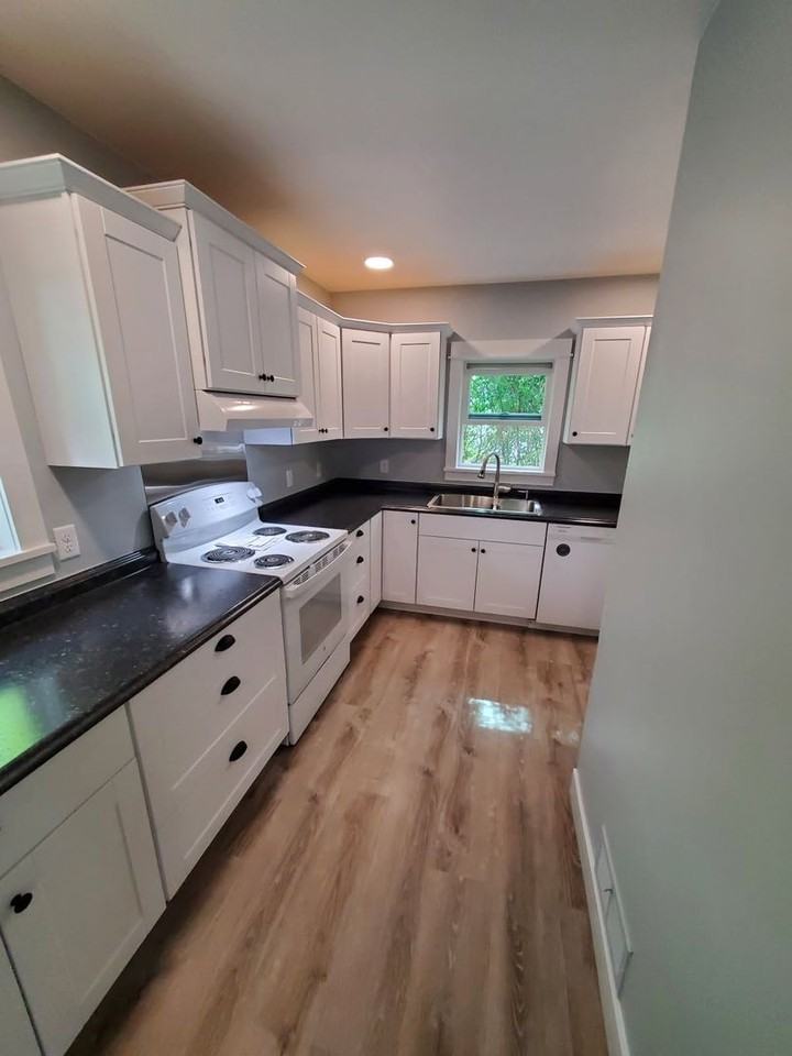 609 E Prospect Rd - Photo 6 of 15