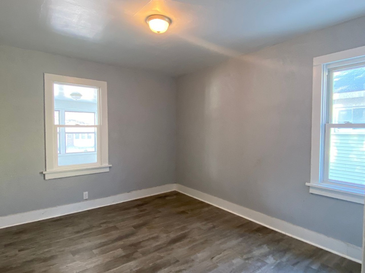 1219 N 9th St - Photo 3 of 14