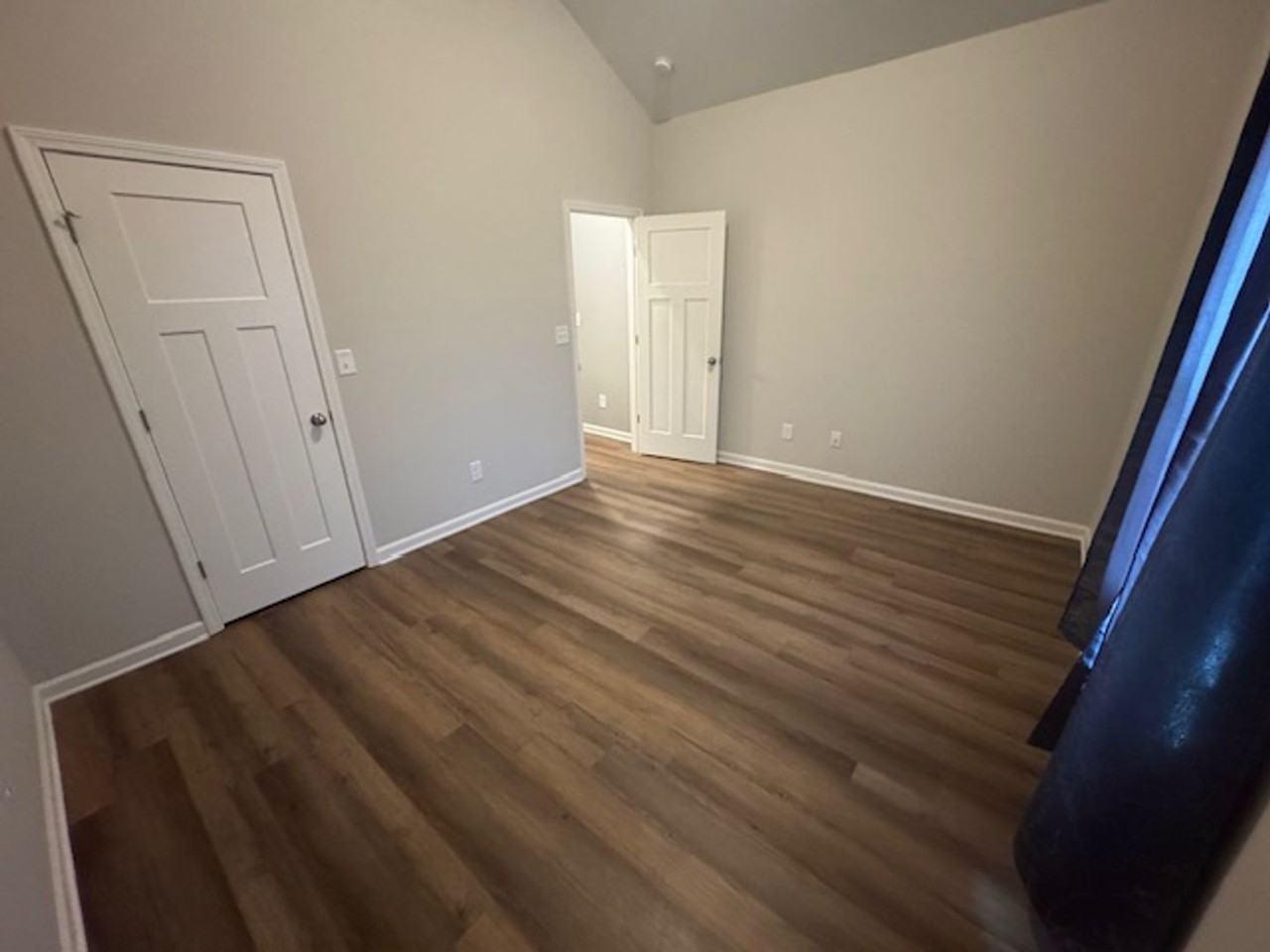 150 Fenwick Farms Dr - Photo 3 of 11