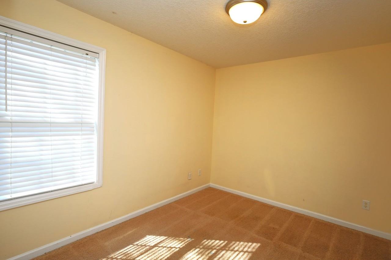 1801B Chestnut Dr - Photo 5 of 10