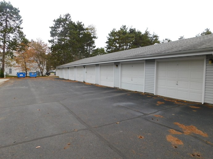 Plover Apartments - Photo 5 of 22