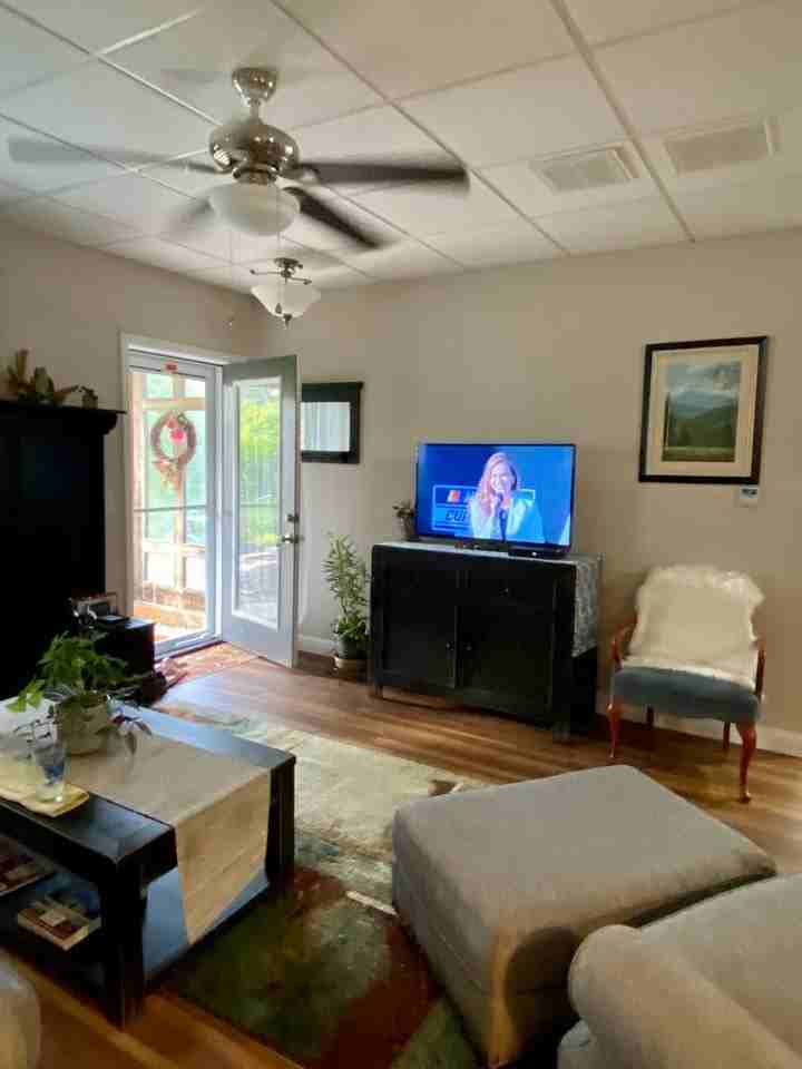276 N Bear Creek Rd - Photo 7 of 29