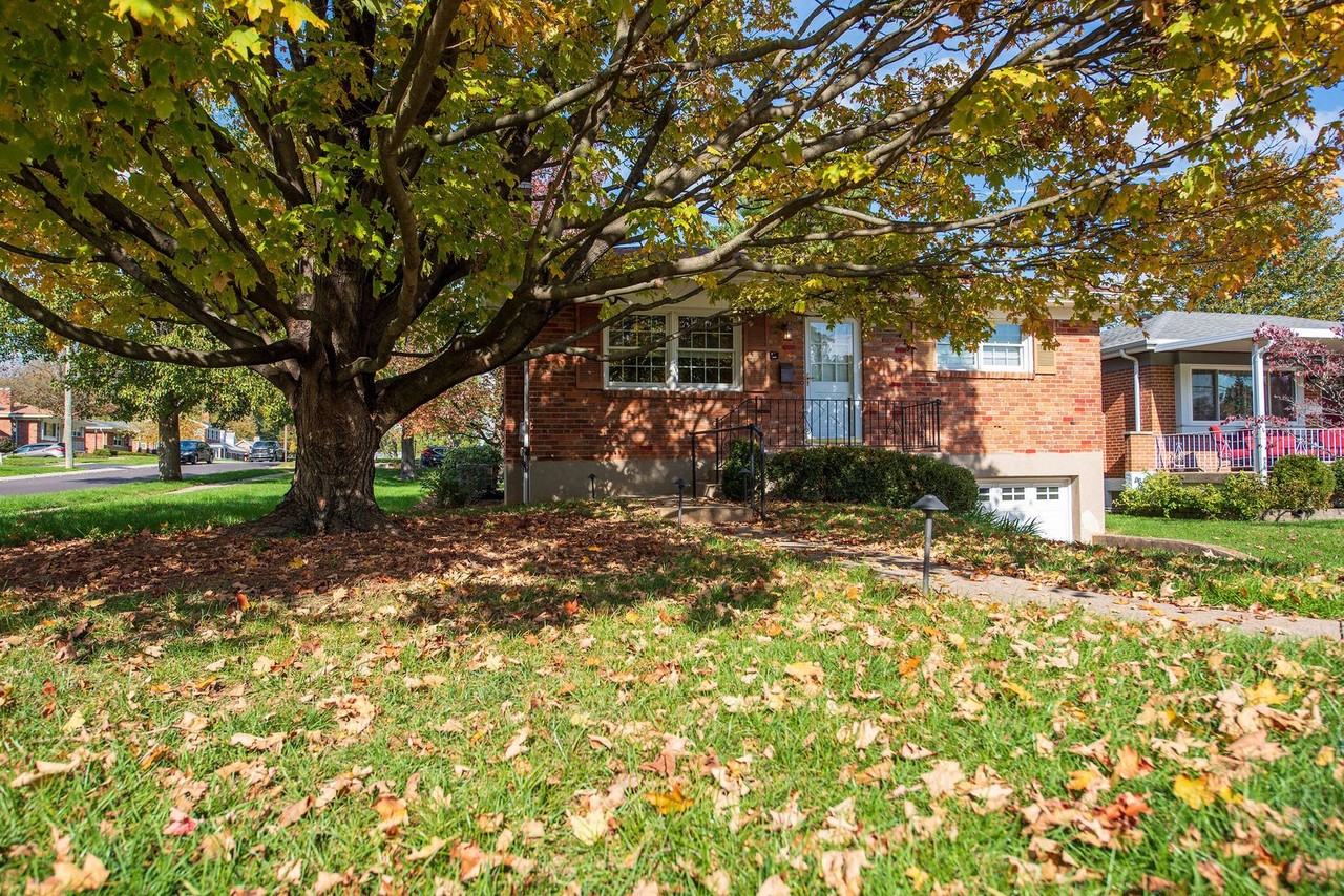 4604 Largo Dr - Photo 3 of 46