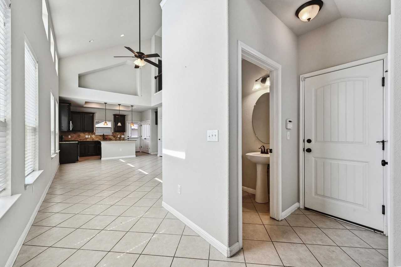 9310 Lost Bridge Ln #46 - Photo 6 of 24