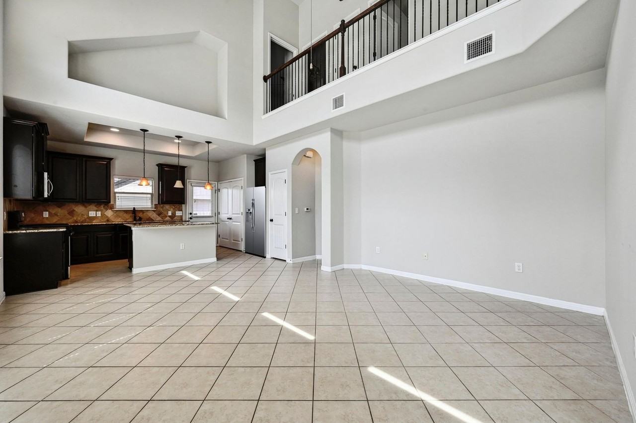 9310 Lost Bridge Ln #46 - Photo 7 of 24