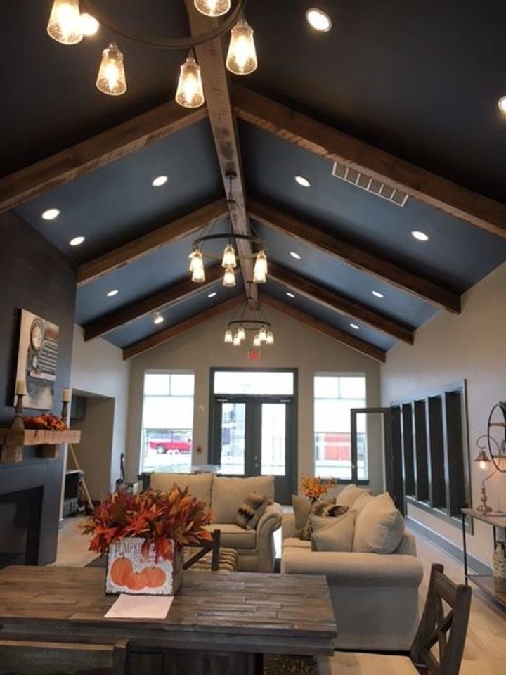 Chalet Apartments - Photo 3 of 20