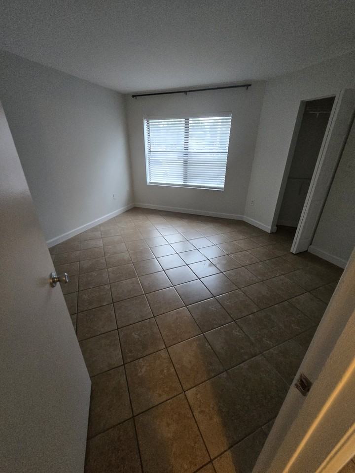 3524 Southpointe Dr #2 - Photo 7 of 50