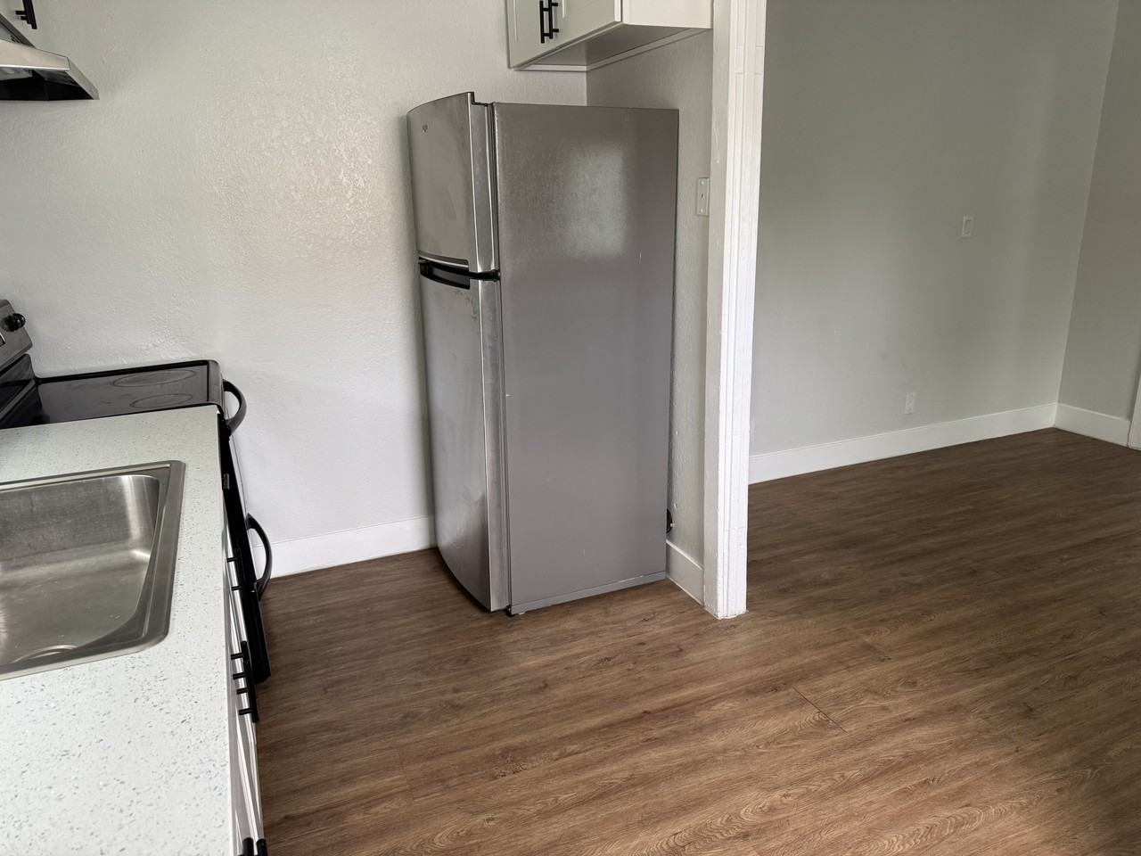 329 S Main Ave #329 - Photo 4 of 12