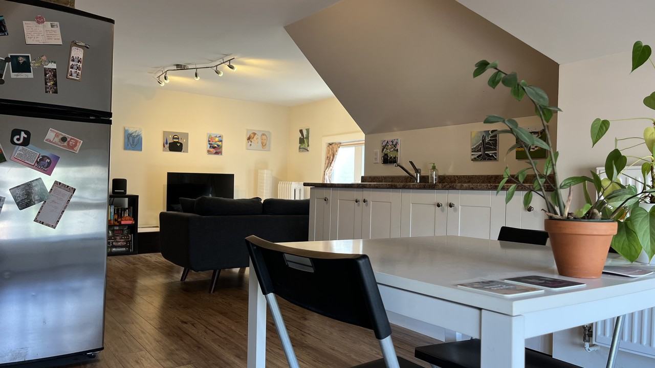 100 Indian Road #Loft - Photo 3 of 8