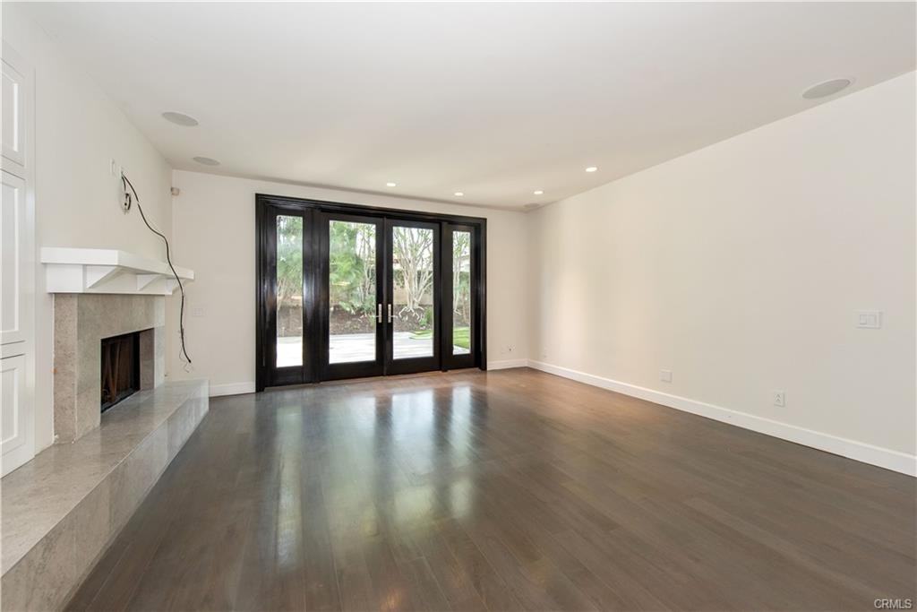 8 Madison - Photo 3 of 7