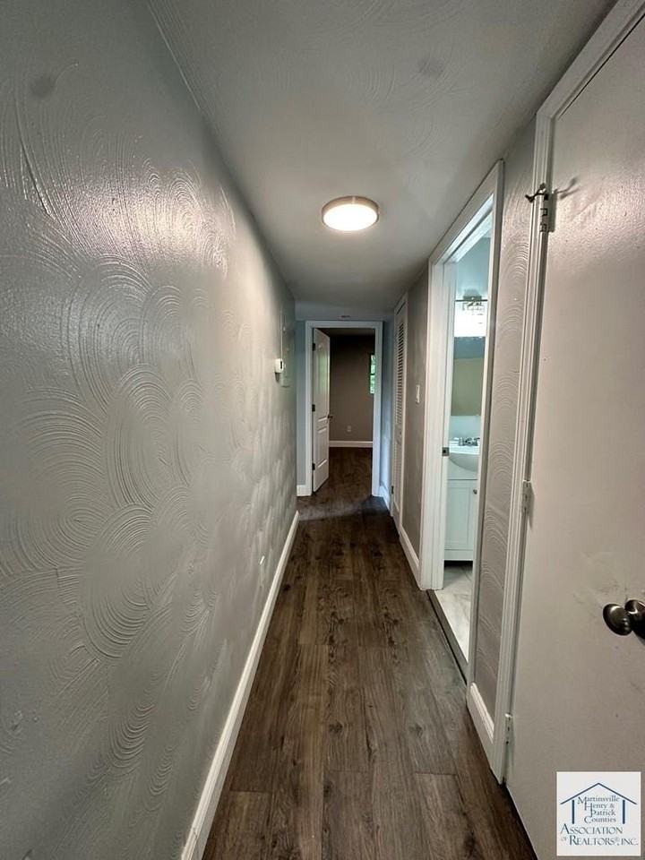 1110 Drewry Rd - Photo 6 of 13