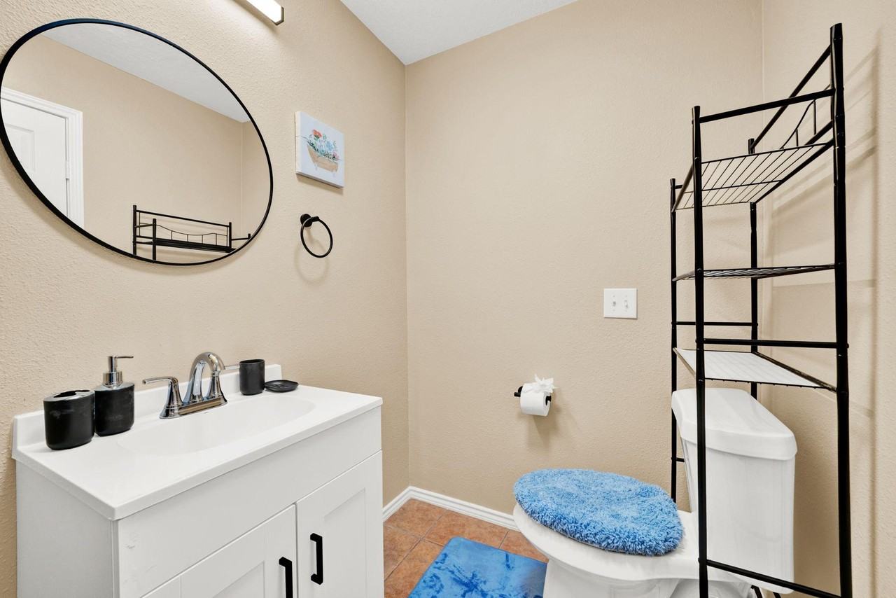 Darby Brook Dr - Photo 2 of 8