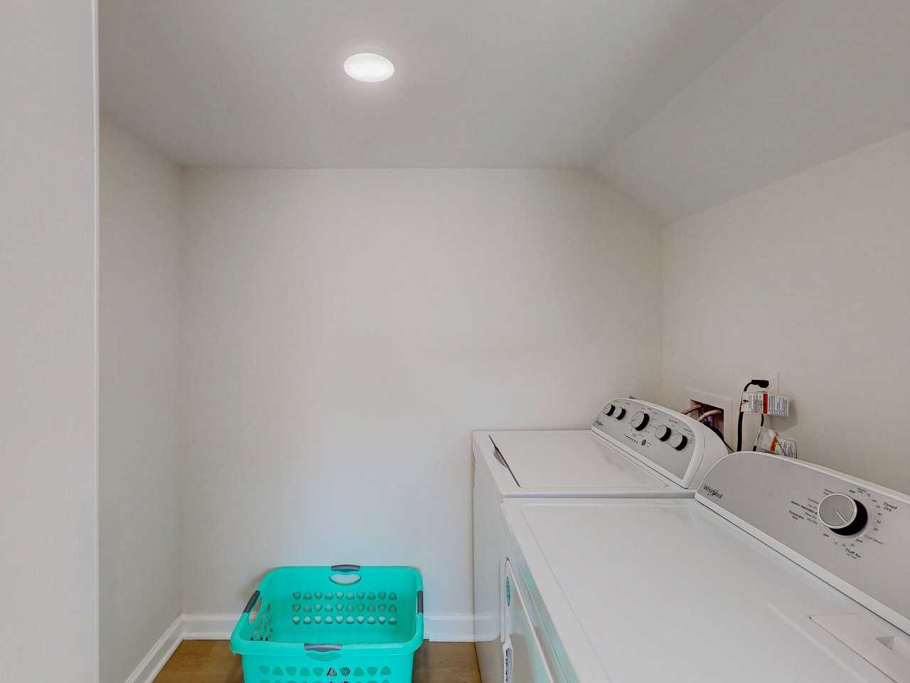 Sunnyford Ln - Photo 7 of 10